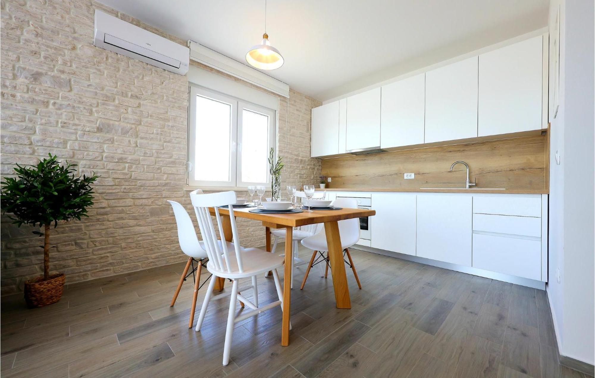 Stunning Home In Vrsi With Kitchen מראה חיצוני תמונה
