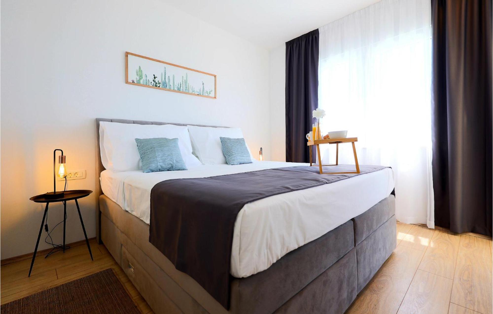 Stunning Home In Vrsi With Kitchen מראה חיצוני תמונה
