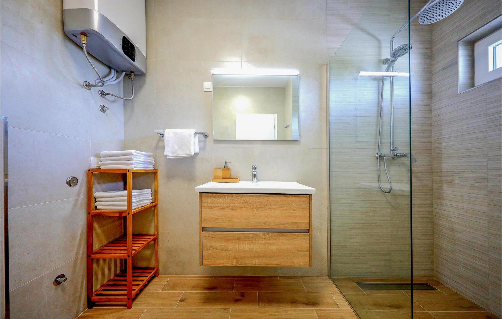 Stunning Home In Vrsi With Kitchen מראה חיצוני תמונה